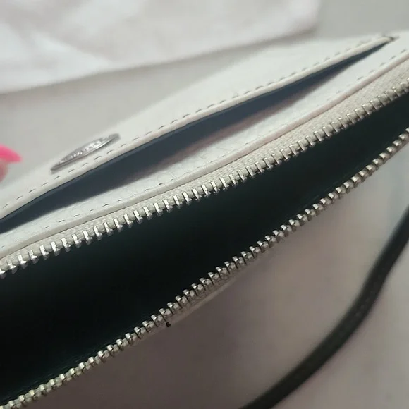 Coach Clutch/Wristlet with Dust bag - Picture 6 of 8